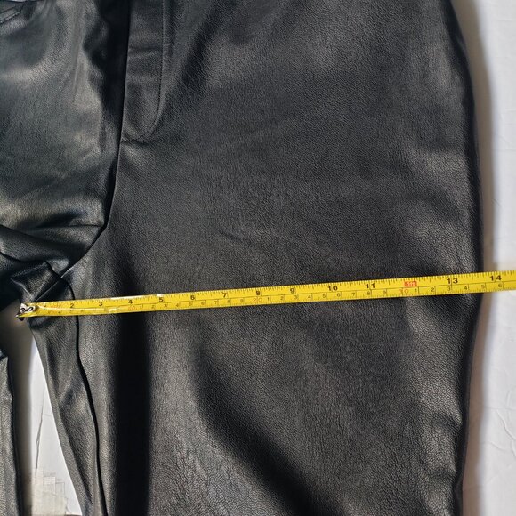 Spanx Leather Like Flare Leg Stretch Pull On Luxe Black Pants - Picture 12 of 16